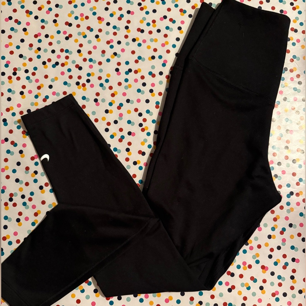 Black Nike Therma-Fit Leggings